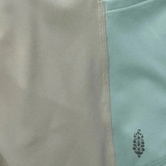 FREE PEOPLE NWT FIND YOUR WAY LEGGING SIZE SMALL - Picture 7 of 7